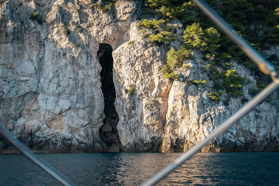 Dubrovnik: Private speedboat tour of Elafiti islands - Drinks, Food, and What Is Really Included