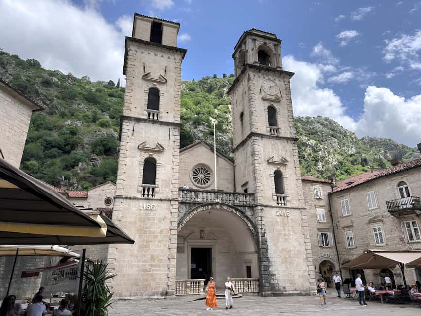 Dubrovnik: Private Tour to Montenegro, Kotor, and Perast - What you pay for, and what you still need to budget