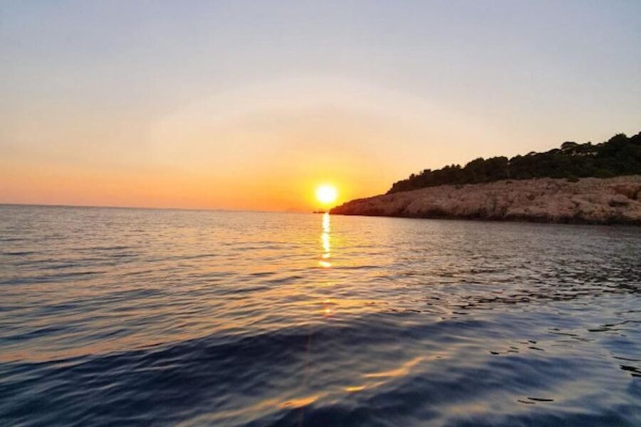 Dubrovnik: Romantic Sunset Cruise - Finding the small pier in Dubrovnik’s Old Town port