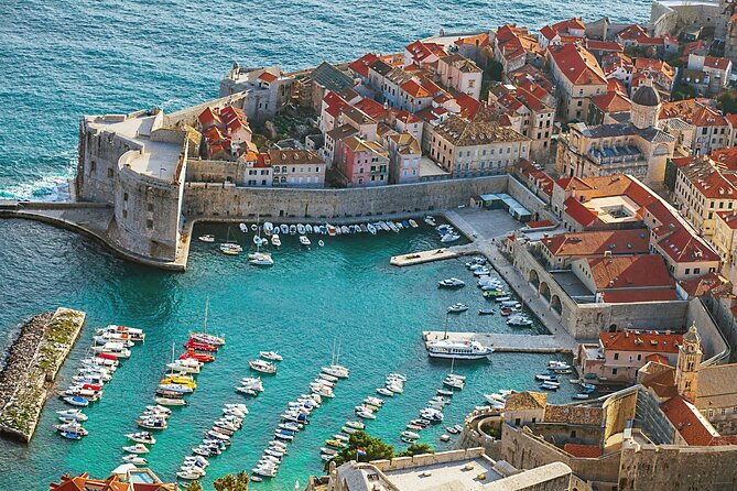 Dubrovnik Scavenger Hunt and Highlights Self Guided Audio Tour - The Cathedral of the Assumption and outdoor puzzle solving