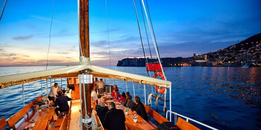 Dubrovnik: Sunset Dinner Cruise around the Old Town - Boarding the white Slavija in Dubrovnik’s Old Port