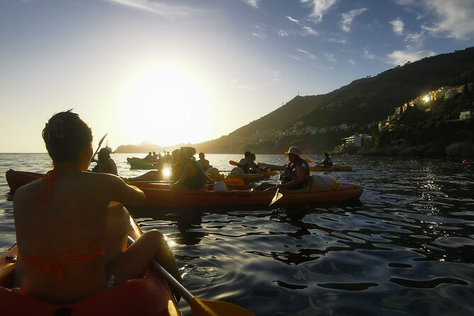 Dubrovnik: Sunset Kayak & Snorkel Tour with Wine & Water - What the $47.32 price covers