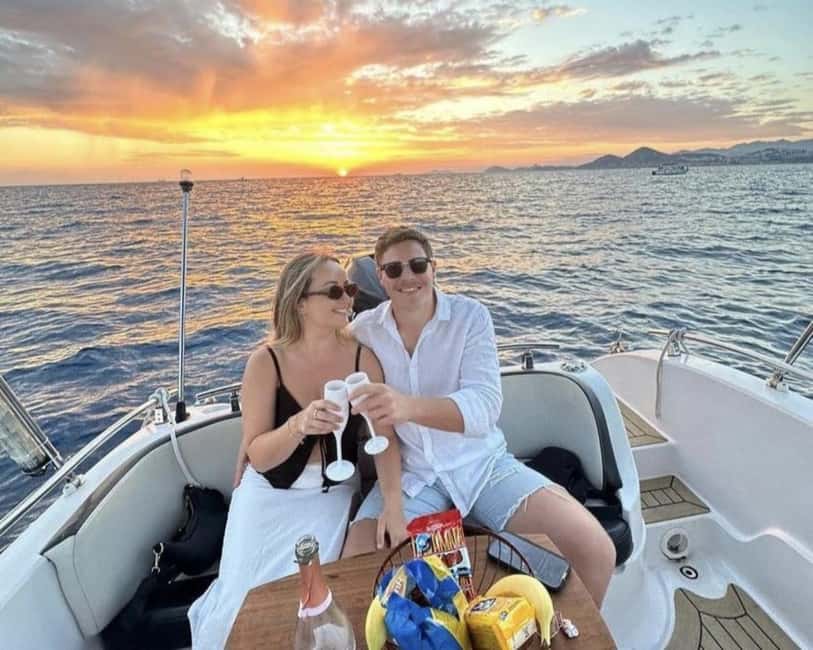 Dubrovnik: Sunset tour - Cruising beside Dubrovnik’s city walls