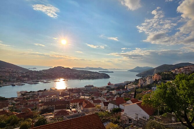 Dubrovnik Sunset Tour with Scenic Views and Local Wine - Bosanka: the classic Old Town panorama