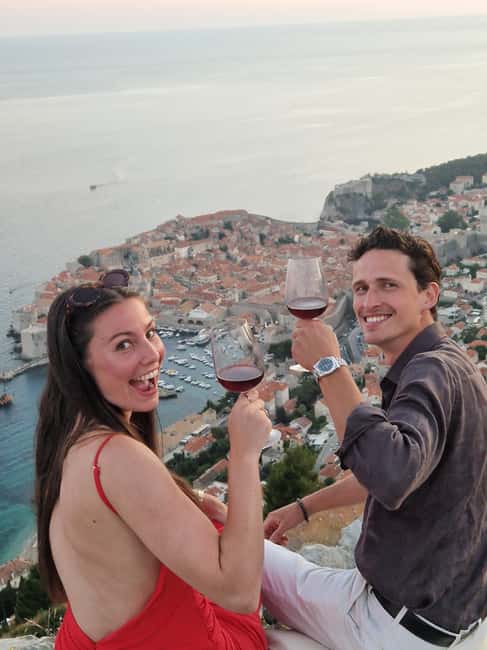 Dubrovnik: Sunset Wine Tasting At Panorama Point - Three wines with a taste of the Dubrovnik region