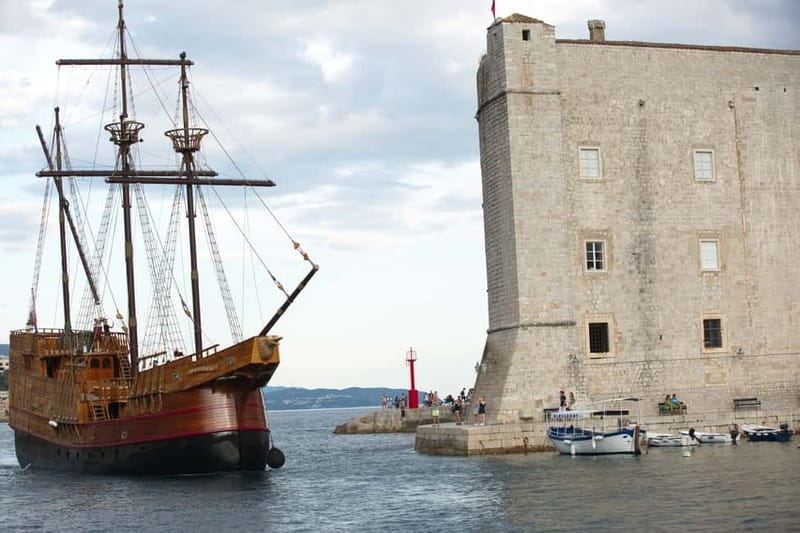 Dubrovnik walking tour and cruise on Karaka ship - Why see Dubrovnik from a Karaka ship?
