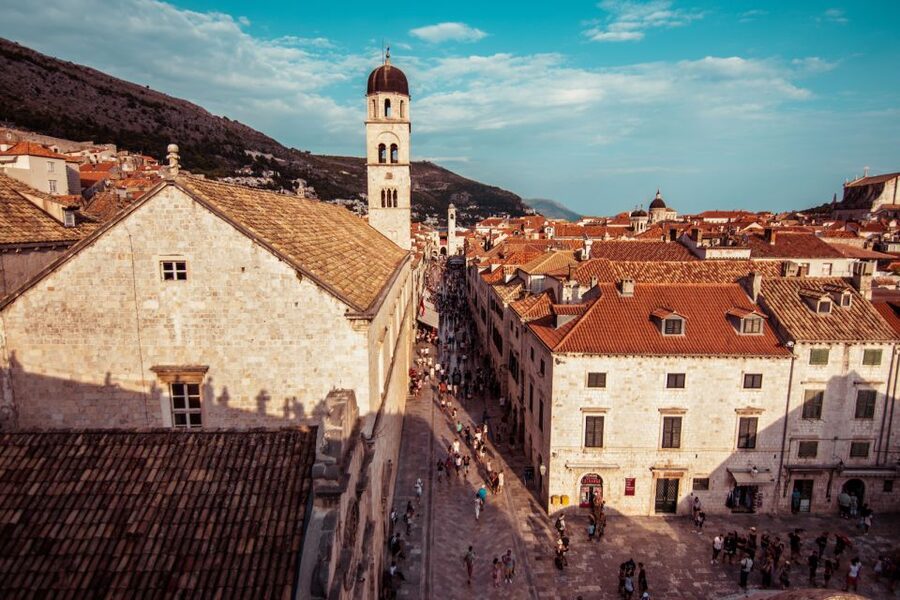 Dubrovnik: Walls and Wars Walking Tour - The views from the port to the Old Town
