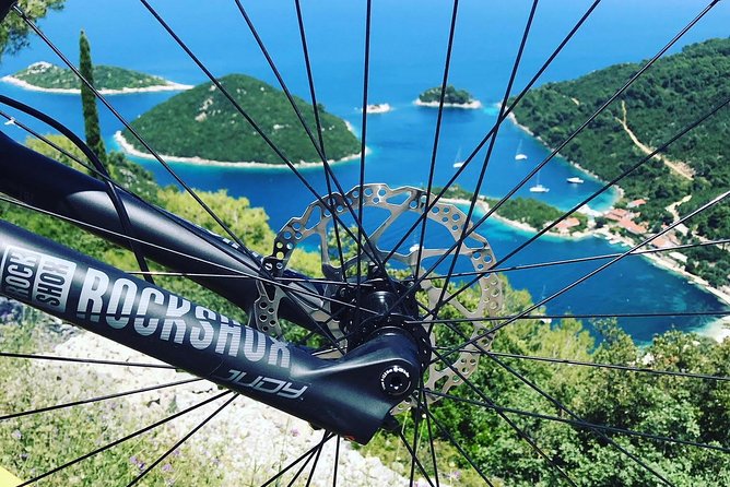E bike rental National park Mljet - Why an e-bike works so well on Mljet