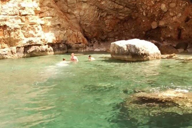 Elafiti Islands Private Tour with Fisher 20 Speedboat - Šunj Beach: shallow water and soft sand