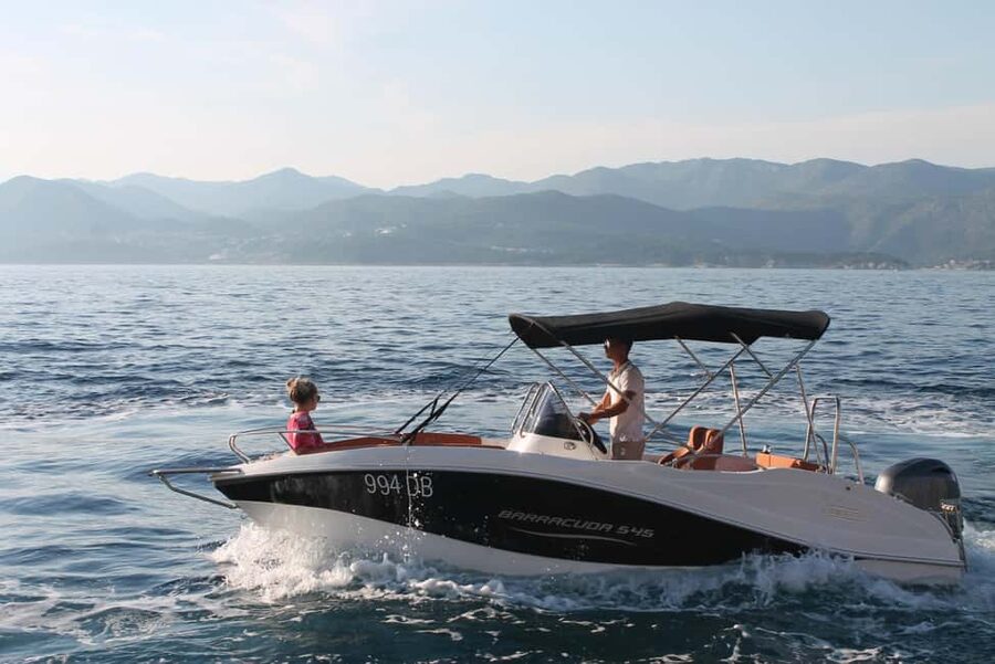Elaphite Islands: Private boat tour (Barracuda 545) - The price and what you get for it