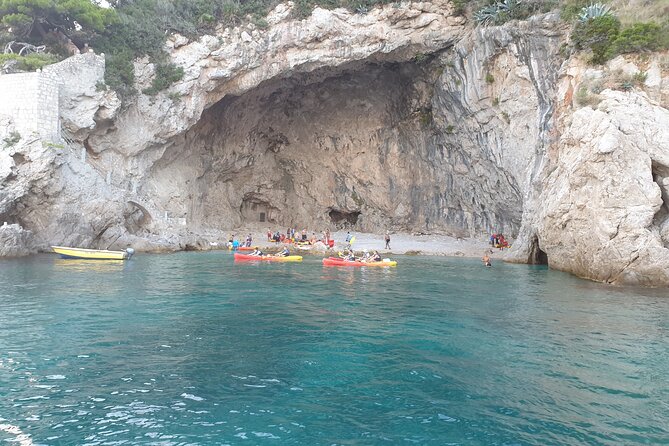 Elaphiti Islands 6 Hours Private Speedboat Tour - What the private skipper adds