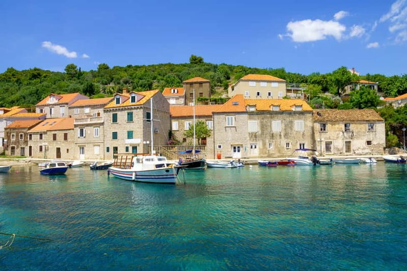 Elaphiti Islands: Full-Day 3-Island Tour with Lunch - Lunch on the Adriatic