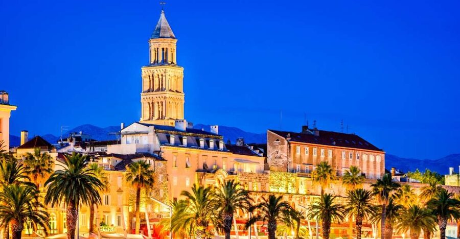 Evening Group Walking Tour - Split Old City Diocletian's Pal - Peristyle Square, the dramatic opening