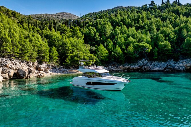 Exclusive Luxury Yacht Tour of the Elaphiti Islands - Šipan’s villages, old buildings, and local food