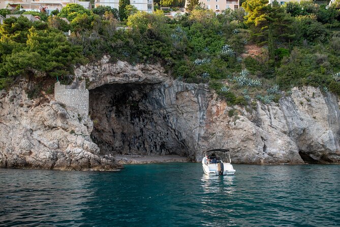 Explore Blue & Green Caves With Speedboat - Private Tour - Why a private speedboat works well around Dubrovnik
