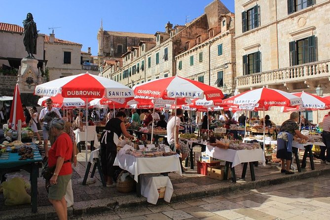 Explore Dubrovnik by Cable Car (ticket included) - Meeting at Pile Square and reaching the cable car