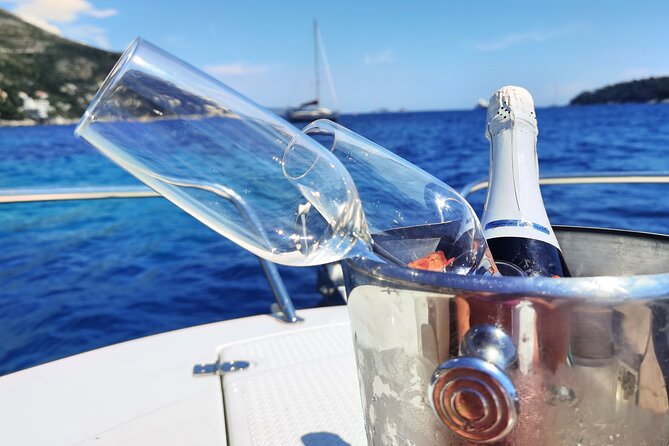 Explore Elaphiti Islands in this unique tour at your own pace for 4 or 8 hours - Who will get the most from this charter?