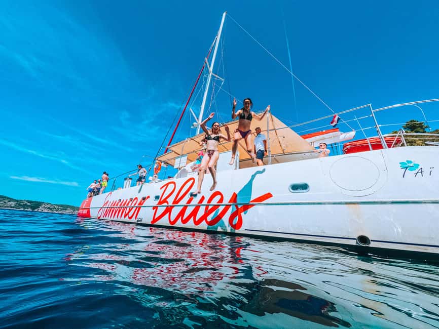 From Brač Island: Catamaran Tour with Food & Drinks - Golden Horn is famous, beautiful, and often crowded