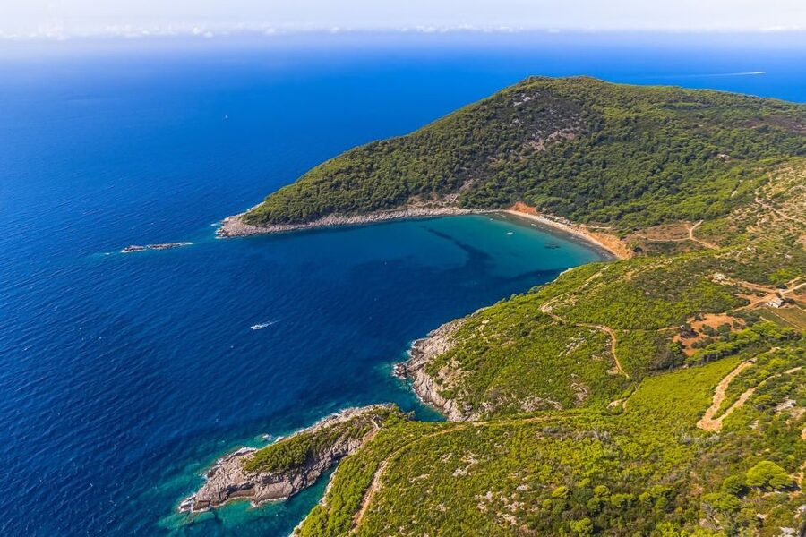 From Dubrovnik: Elaphite Islands Day Trip with Lunch - What lunch is really like onboard