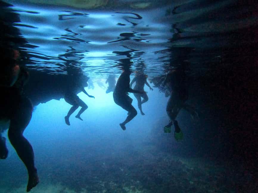 From Dubrovnik: Elaphiti Islands & Blue Cave Speedboat Tour - A fast escape from Dubrovnik’s harbor