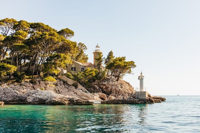 From Dubrovnik: Premium Three Island Cruise with lunch and drinks - Koločep is a gentle final stop