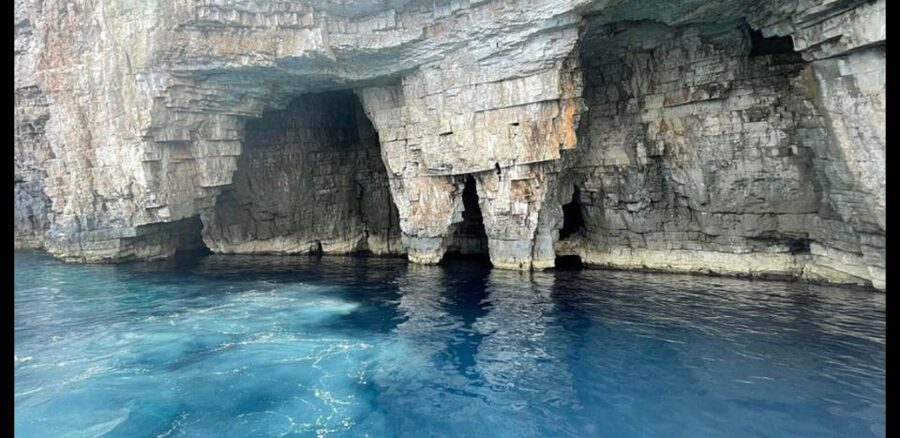 From Hvar: Blue Cave, Green Cave & 5 Islands Speedboat Tour - Key points before you book