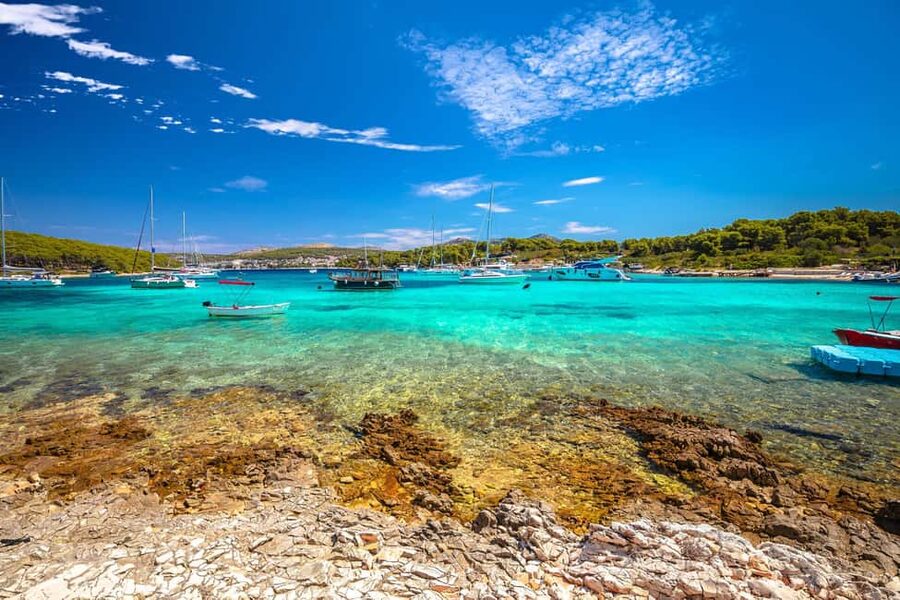 From Hvar: Blue Cave, Green Cave & 5 Islands Speedboat Tour - Palmižana and the Pakleni Islands finish the day
