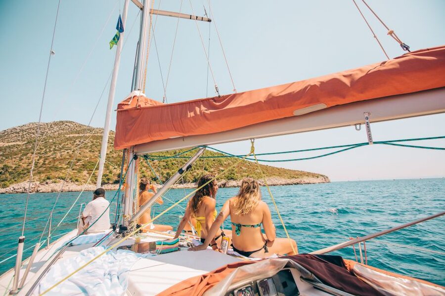 From Hvar: Boat Tour to Pakleni Islands on a Comfort Yacht - What you need to bring, and what you can leave at home