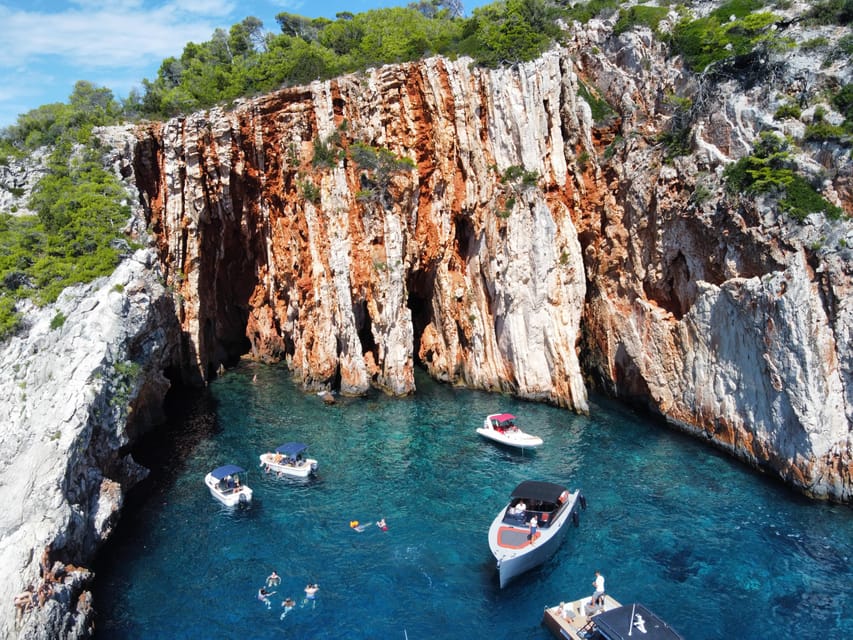 From Hvar: Private tour of Red Rocks & Pakleni Islands - Red Rocks and the thrill of a cliff jump