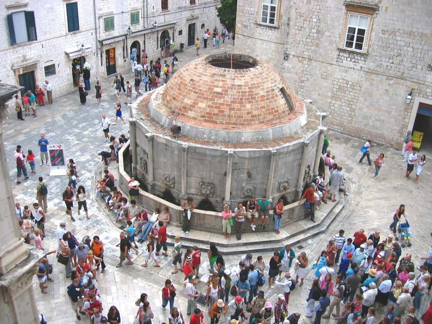 From Makarska: Day Trip to Dubrovnik - Arriving Near Dubrovnik’s Old Town Gate