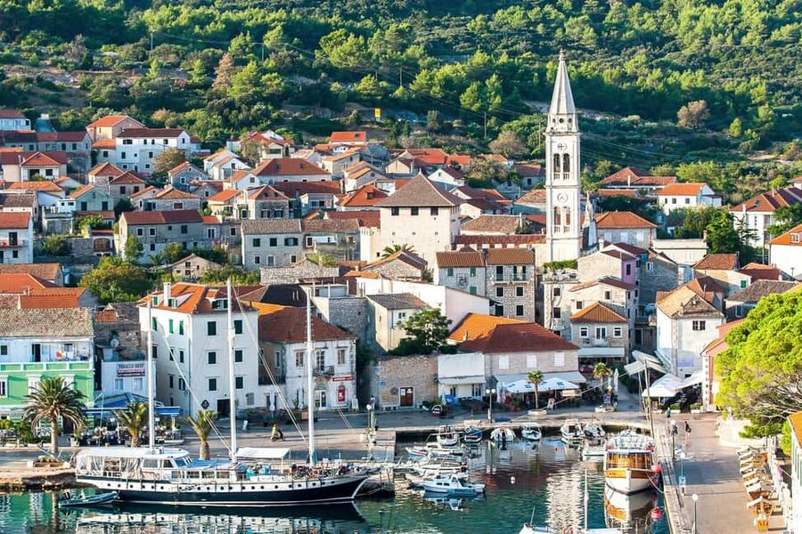 From Makarska: Hidden Gems of Hvar Island's North Shore - Leaving Makarska for Hvar’s north shore