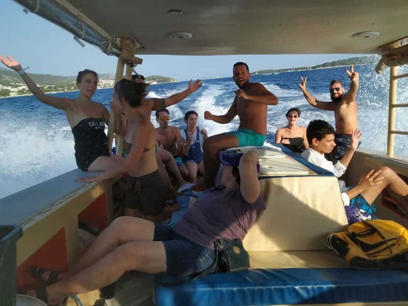 From Milna or Supetar: Magical Blue Cave Island Hopping - Stiniva Cove and the Adriatic swim