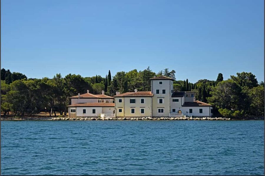 From Pula: Rovinj & NP Brijuni cruise with Red Island visit - Comfort, access, and what to pack