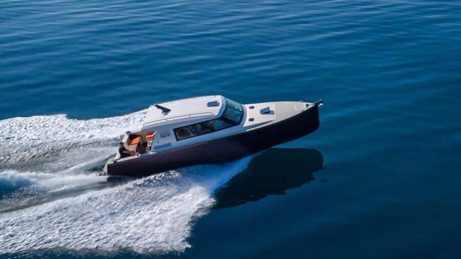 From Split: 5 Islands and Blue Cave Boat Tour - Lunch around the Pakleni Islands
