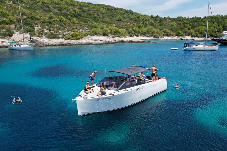 From Split: All-inclusive Blue Cave Tour with Grilled Lunch - Grilled lunch near Milna