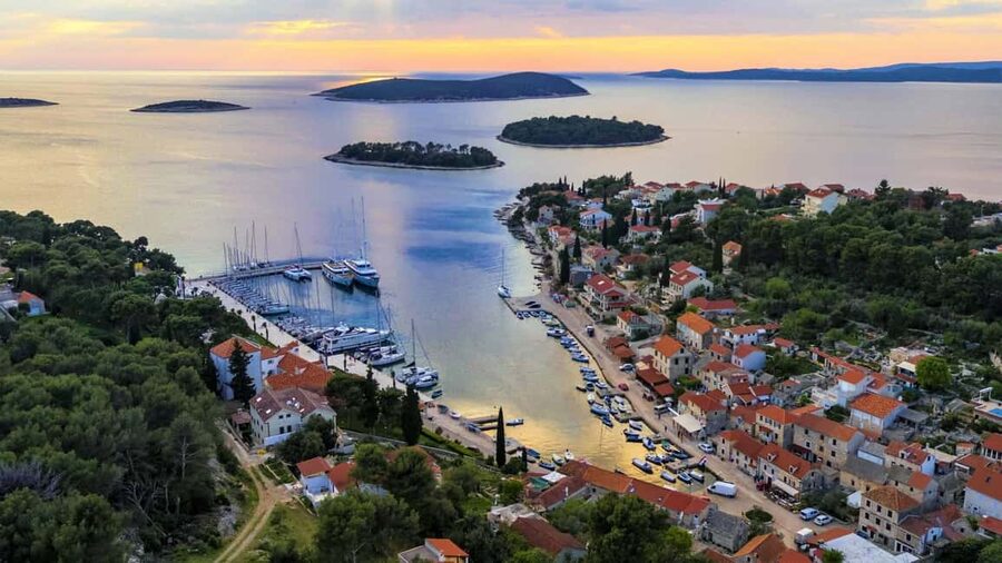 From Split: Blue Lagoon and 3 Island Boat Tour - Key points to know before booking