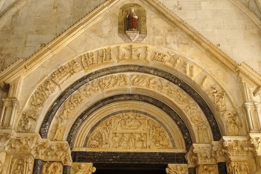 From Split: Half-Day Tour of Trogir Old Town in Small Group - Meeting in Split at the Golden Gate