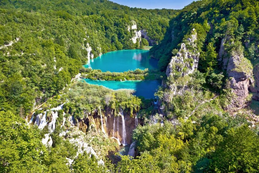 From Split: Plitvice Lakes Fully-Guided Day Tour - The best season for this day trip