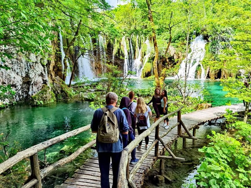 From Split: Plitvice Lakes Guided tour - Who should book this outing