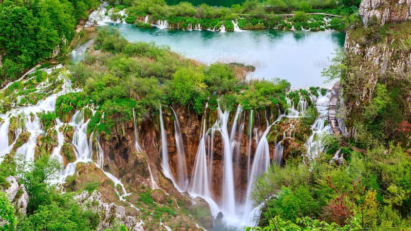 From Split: Plitvice Lakes Guided tour - The early road from Split or Trogir