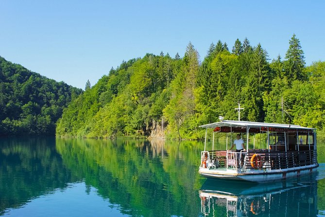 From Split: Plitvice Lakes National Park Guided Tour - Weather, crowds, and the best preparation