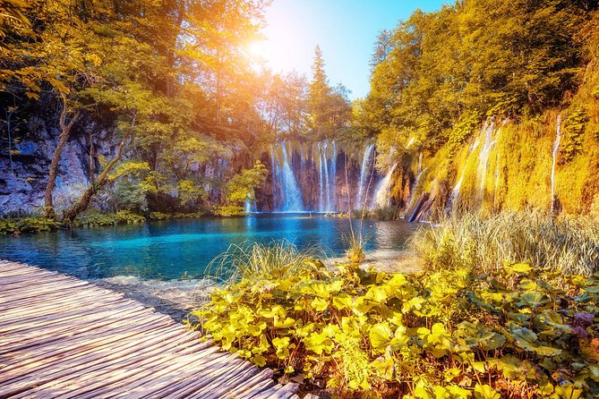 From Split: Plitvice Lakes National Park Guided Tour - Meeting in Split and settling into the coach
