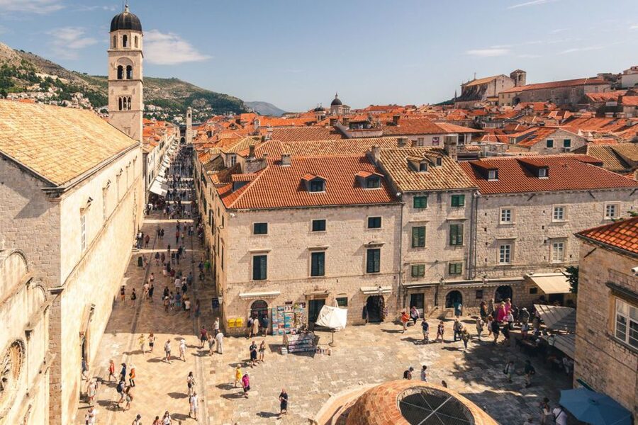 From Split & Trogir: Dubrovnik Guided Day Tour - Four hours to choose your own Dubrovnik