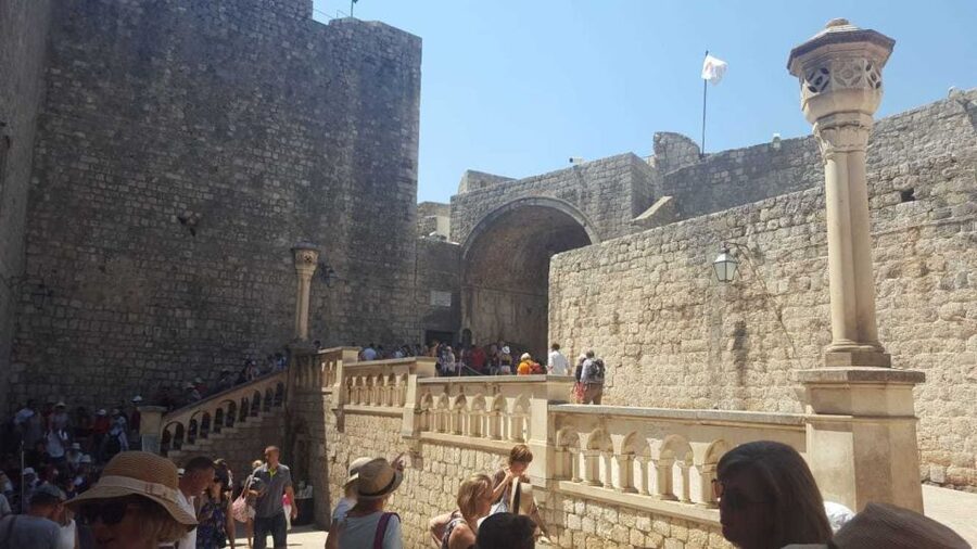 From Split/Trogir: Dubrovnik Guided Tour with a Stop in Ston - The Deak Wines stop on the return