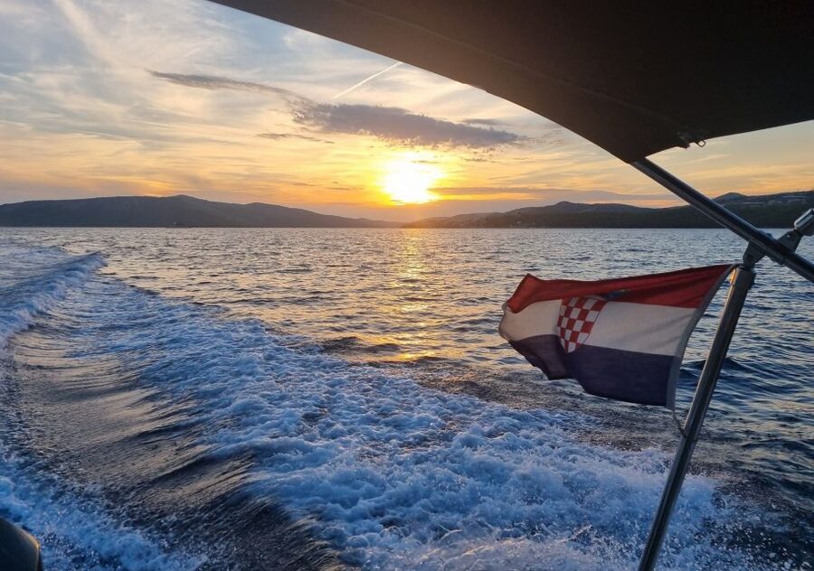 From Trogir: 3 islands half day tour with Blue Lagoon - Who will enjoy this island-hopping trip