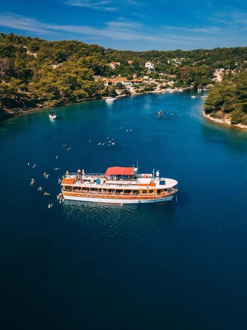 From Trogir: Blue Lagoon & Šolta Cruise with Lunch & Drinks - Starting beside Čiovo Bridge in Trogir