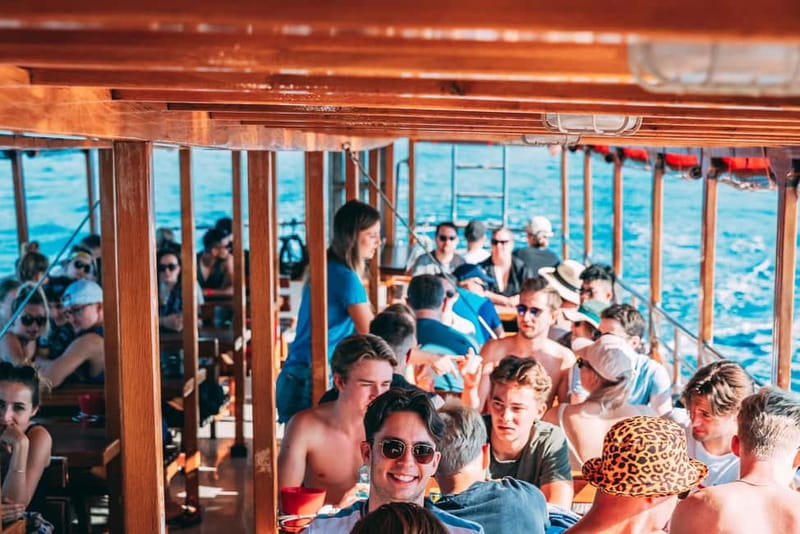 From Trogir: Blue Lagoon & Šolta Cruise with Lunch & Drinks - A 30-minute cruise to Šolta