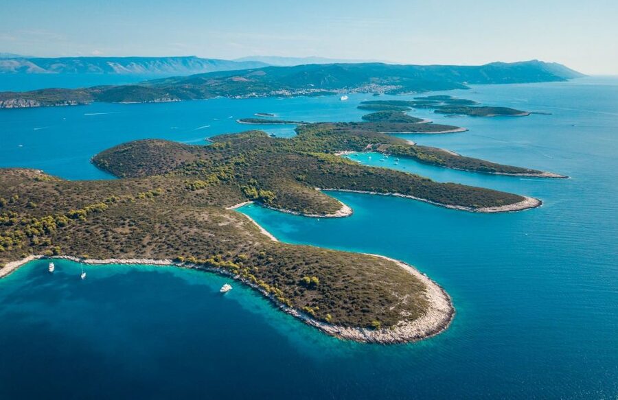From Trogir/ Split: Hvar & Pakleni Islands Private Boat Tour - What the private boat format is worth