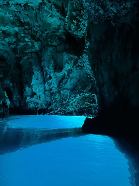 From Vis: Speedboat tour - Vis, Biševo & Blue Cave (private) - Starting in Vis and heading for Biševo