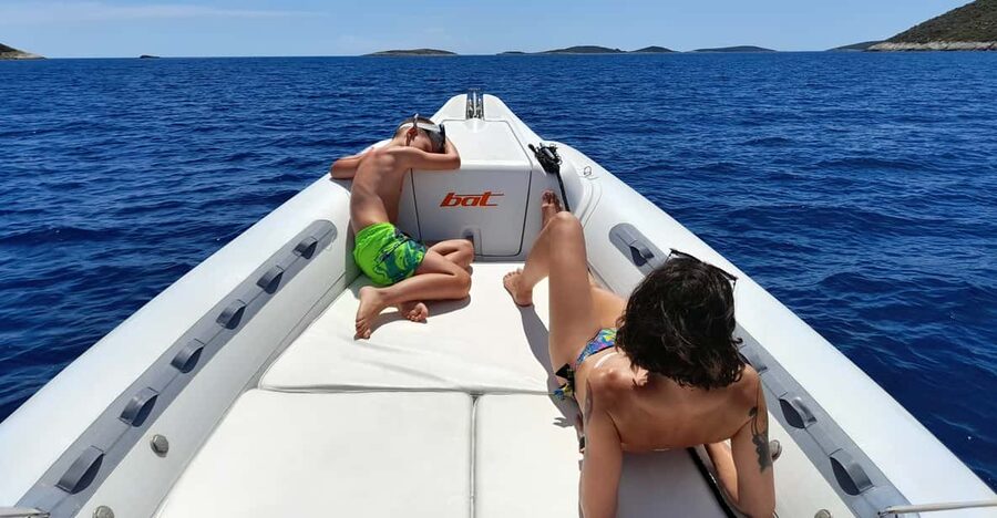 From Vis: Speedboat tour - Vis, Biševo & Blue Cave (shared) - Swimming inside the Green Cave
